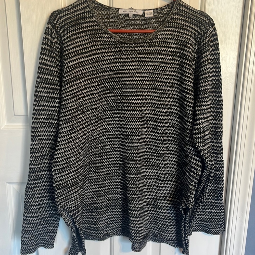 eight eight eight - Sweater